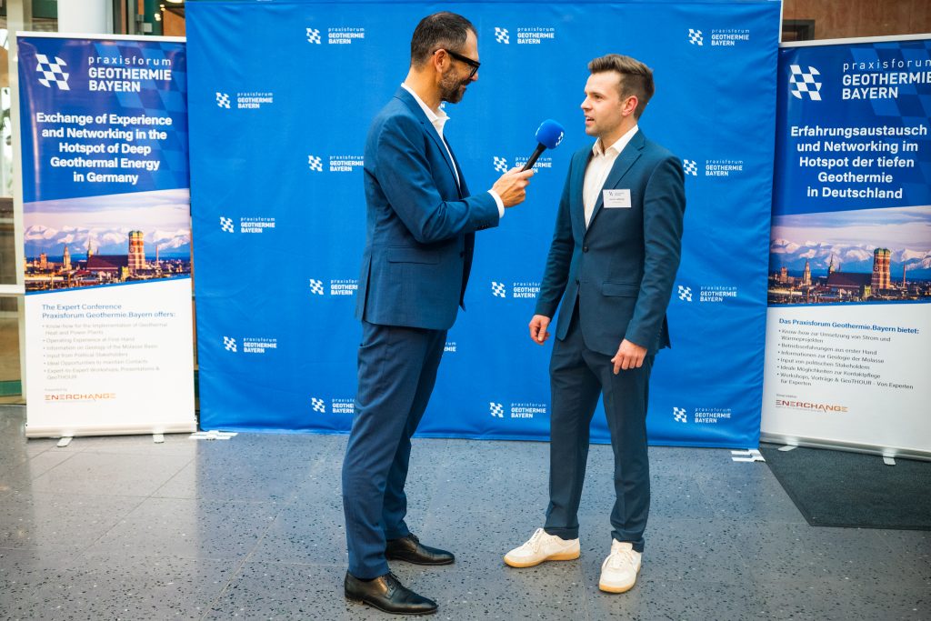 Mann interviewt Mann